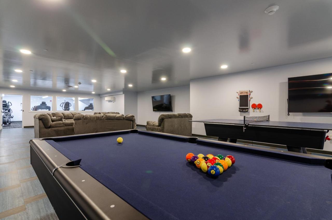 Grand Monarch! Best For Extended Stays! Johnson City Bagian luar foto