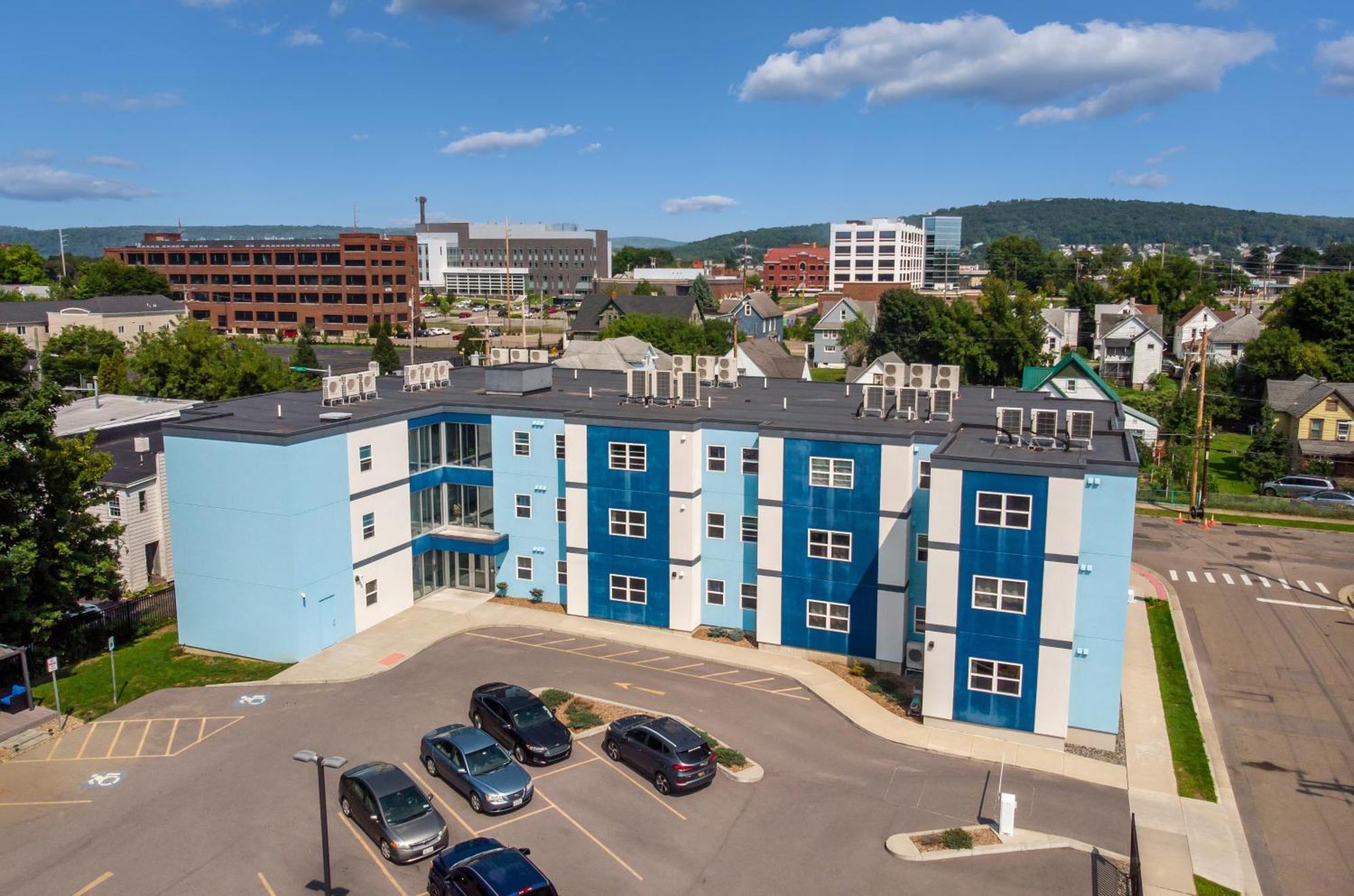 Grand Monarch! Best For Extended Stays! Johnson City Bagian luar foto
