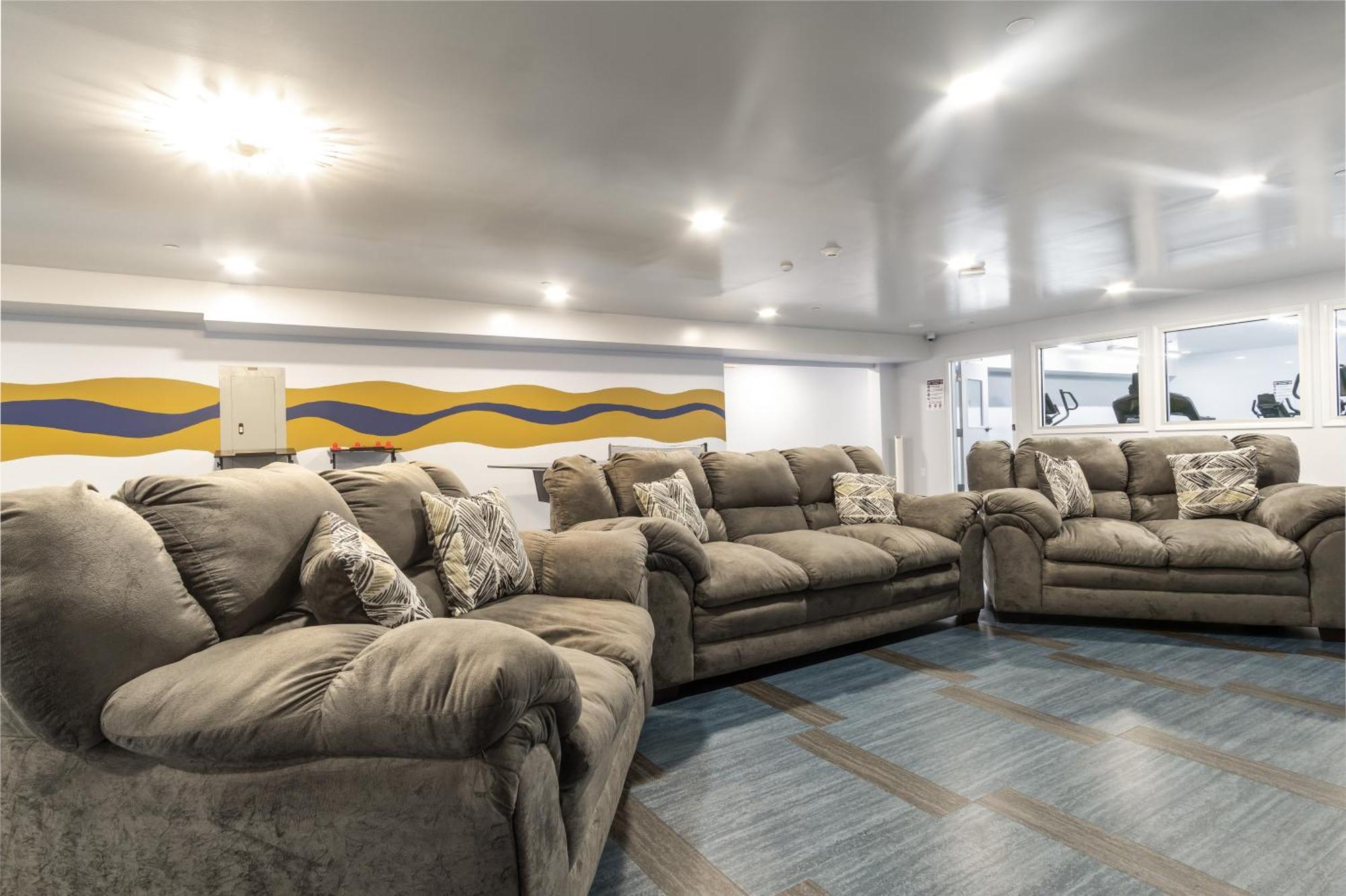 Grand Monarch! Best For Extended Stays! Johnson City Bagian luar foto