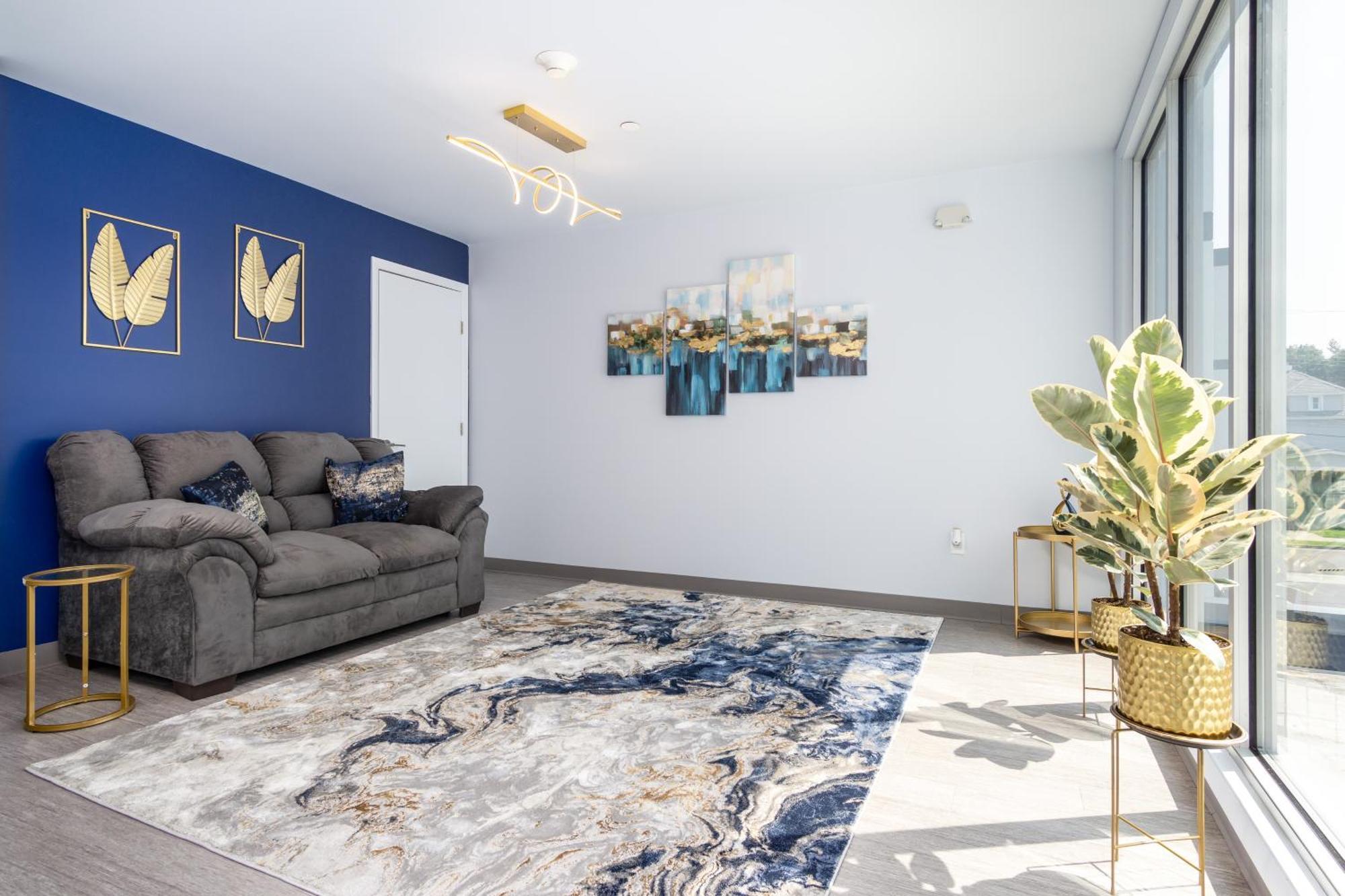 Grand Monarch! Best For Extended Stays! Johnson City Bagian luar foto