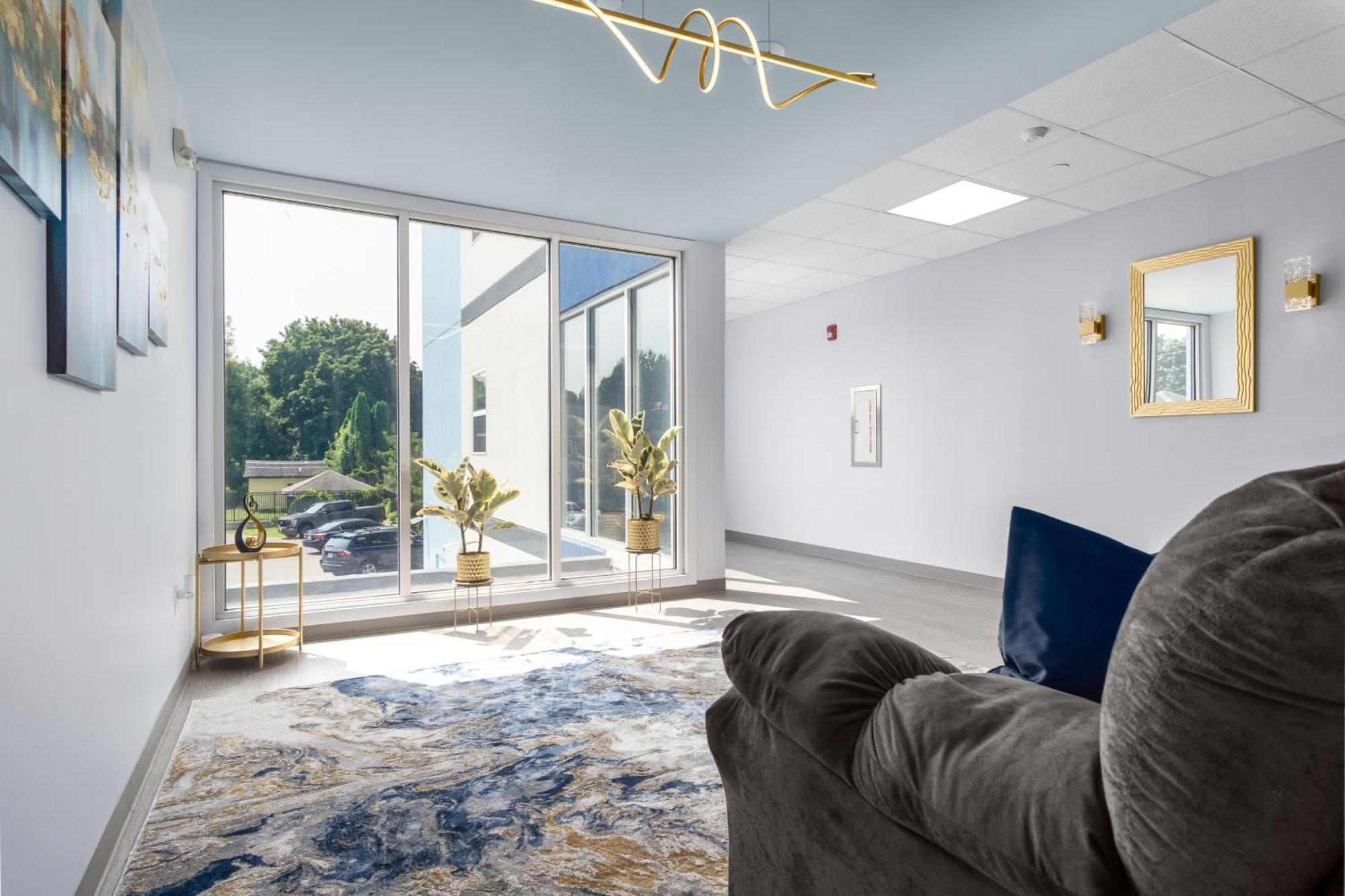 Grand Monarch! Best For Extended Stays! Johnson City Bagian luar foto